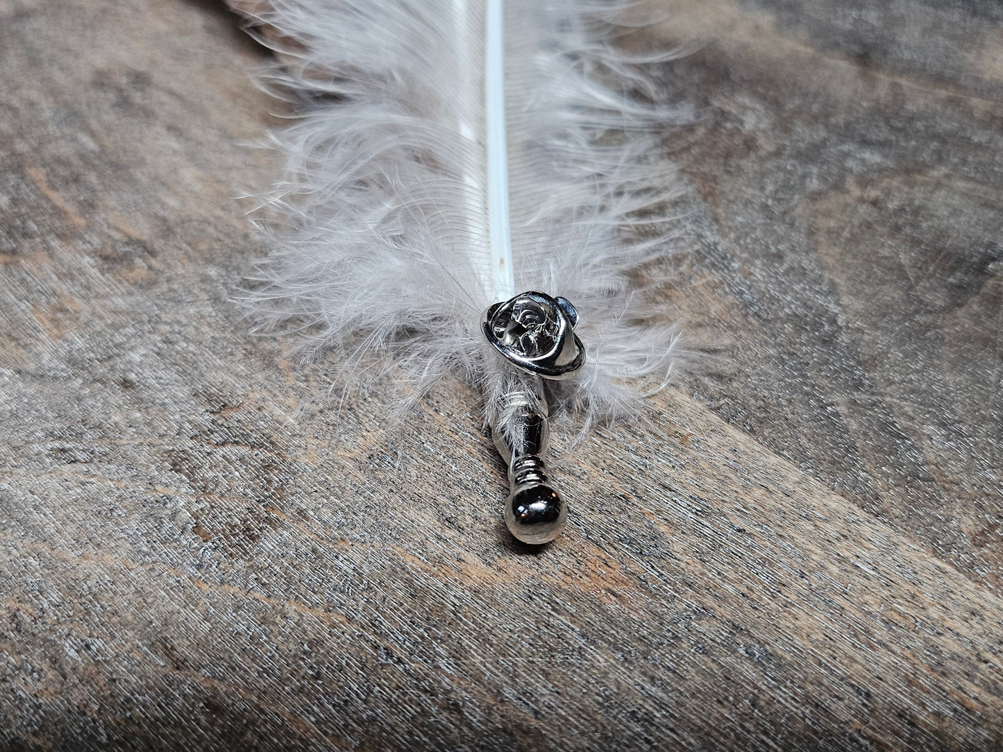Genuine feather hat pin brooch with brown pearls