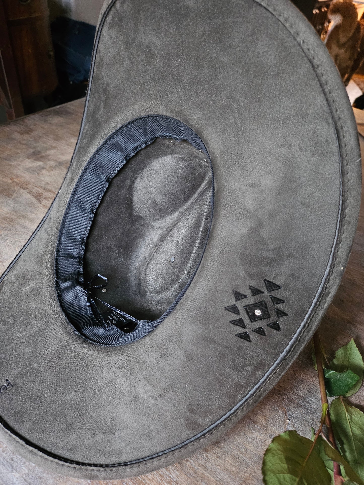 Suede cattleman's cowboy hat custom burned