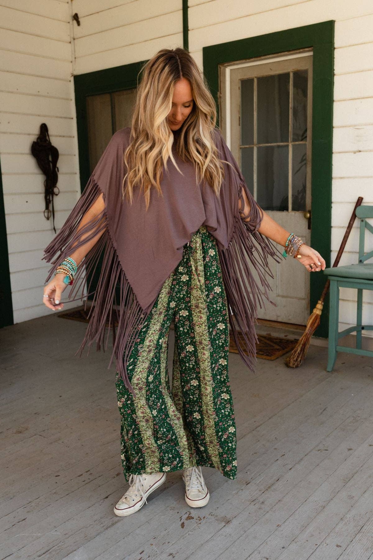 Western Showstopper Fringe Top - Mocha