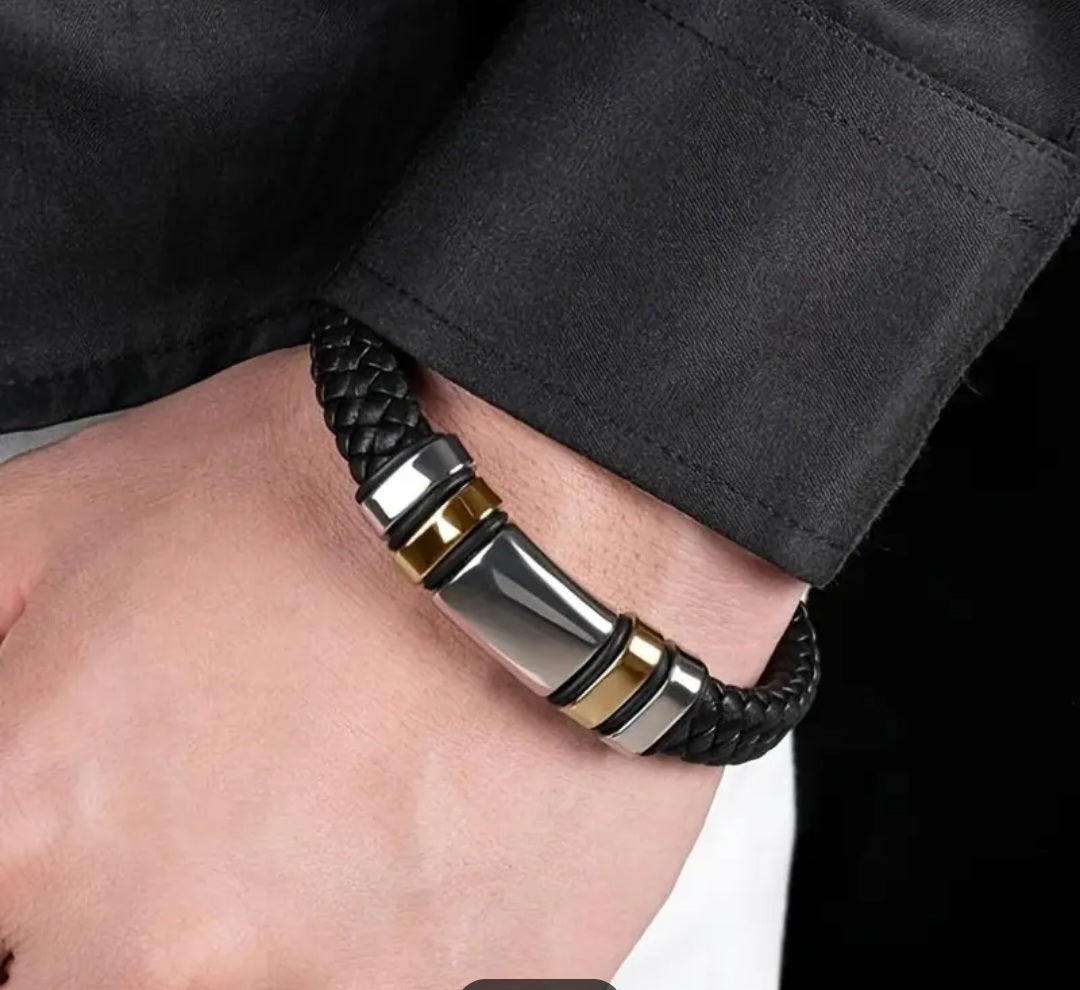 Mens genuine leather braied bracelet