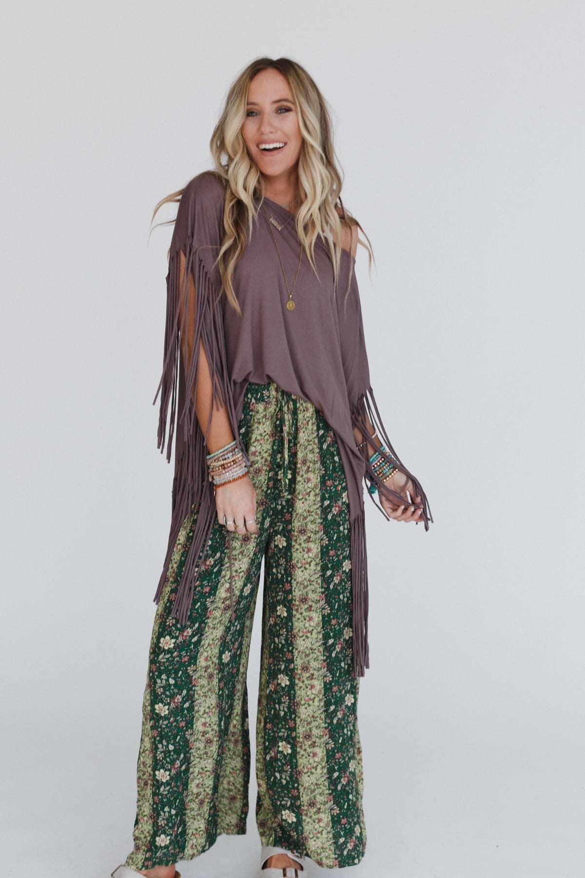 Western Showstopper Fringe Top - Mocha