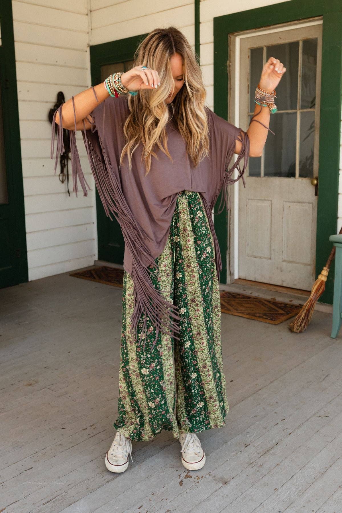 Western Showstopper Fringe Top - Mocha
