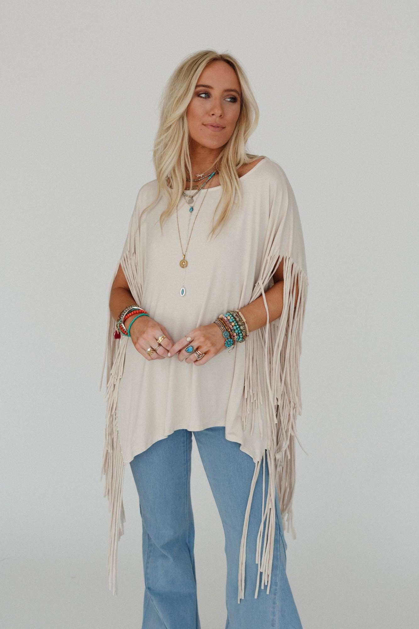 Western Showstopper Fringe Top - Oat