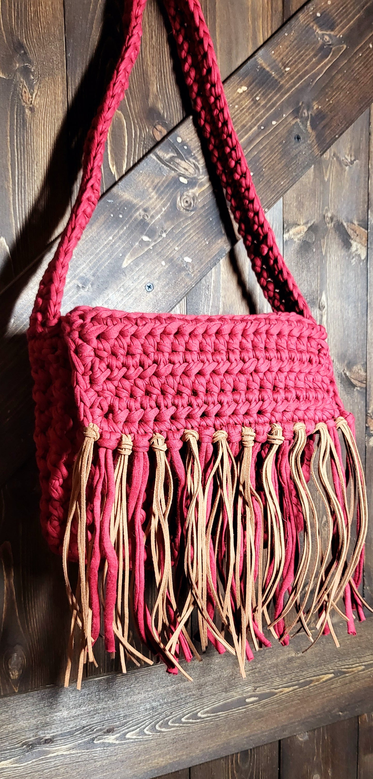 CROCHET FRINGE BOHO SHOULDER BAG PURSE AVAILABLE IN THREE COLORS