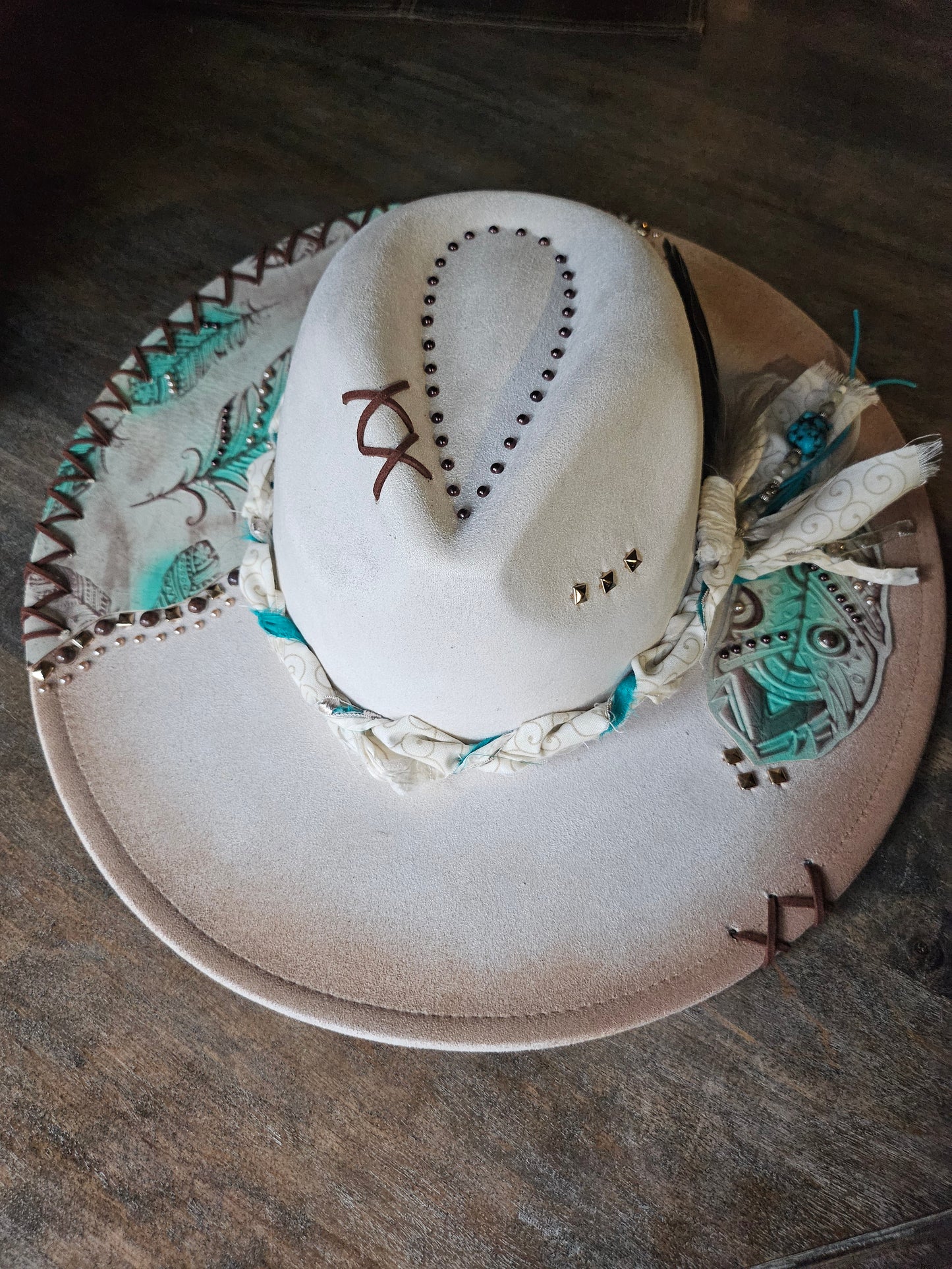 Ivory Fedora cowboy hat with embossed leather