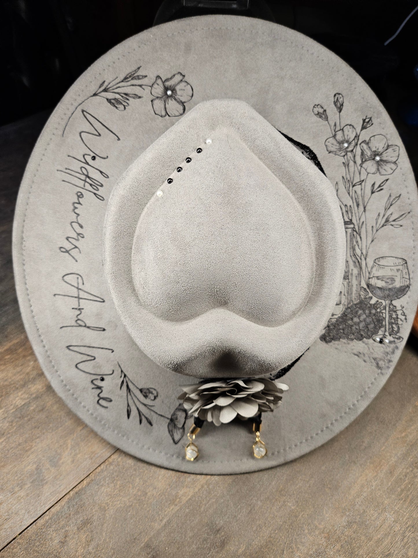 Grey burned fedora cowboy hat Jessie Murph inspired