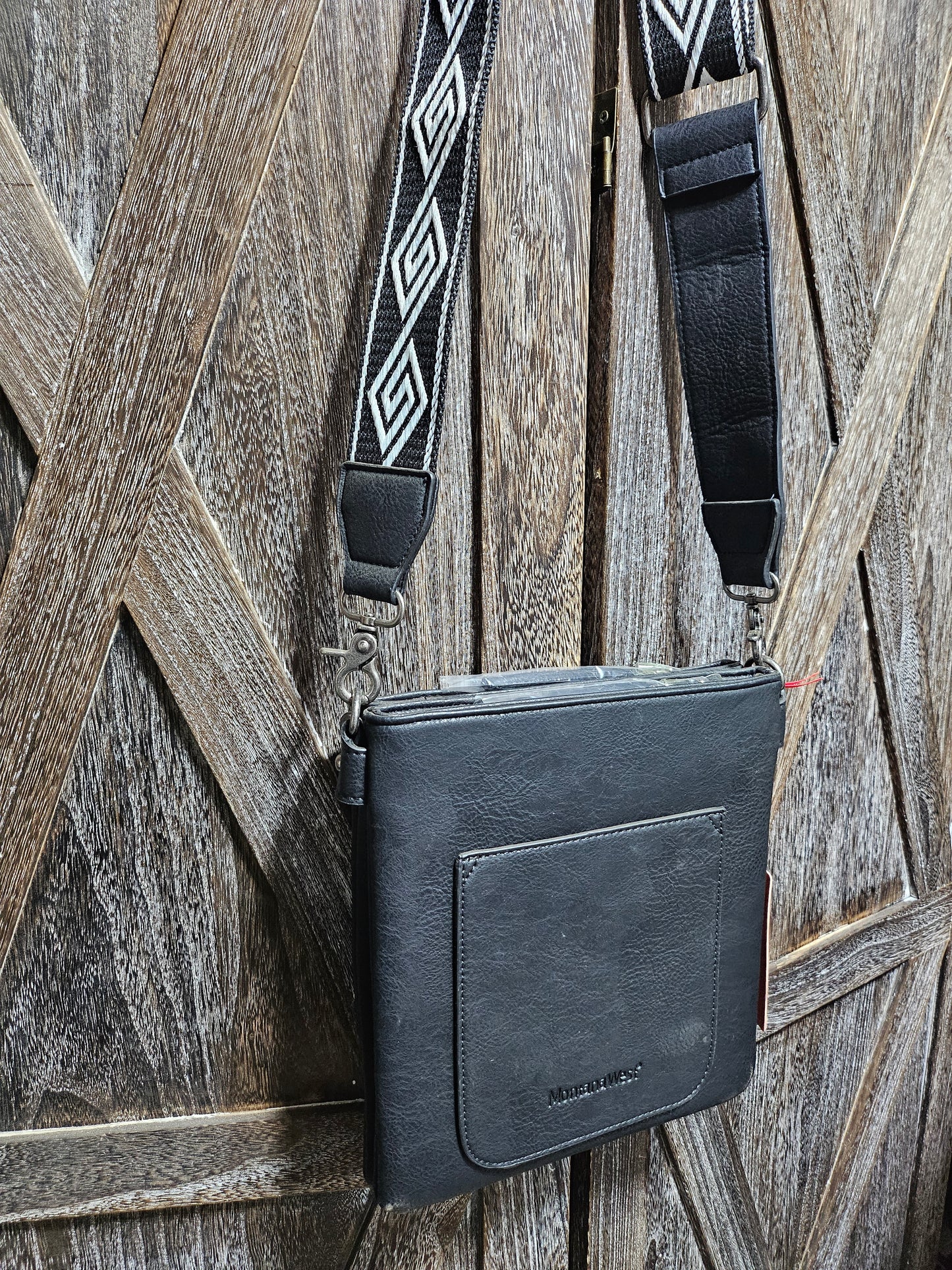 Crossbody Bag with multi zipper pockets