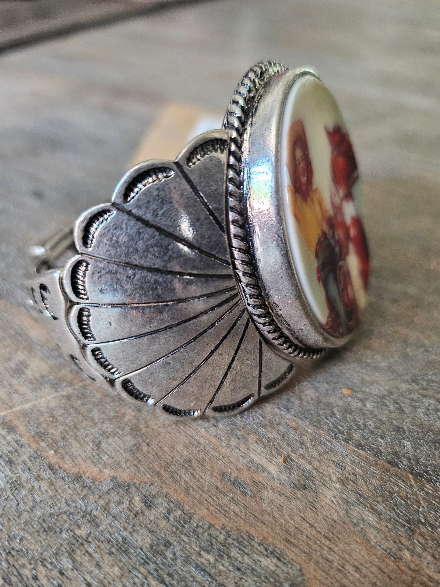 Western Vintage Silver Cowgirl Portrait Cuff Stretch Bracelet