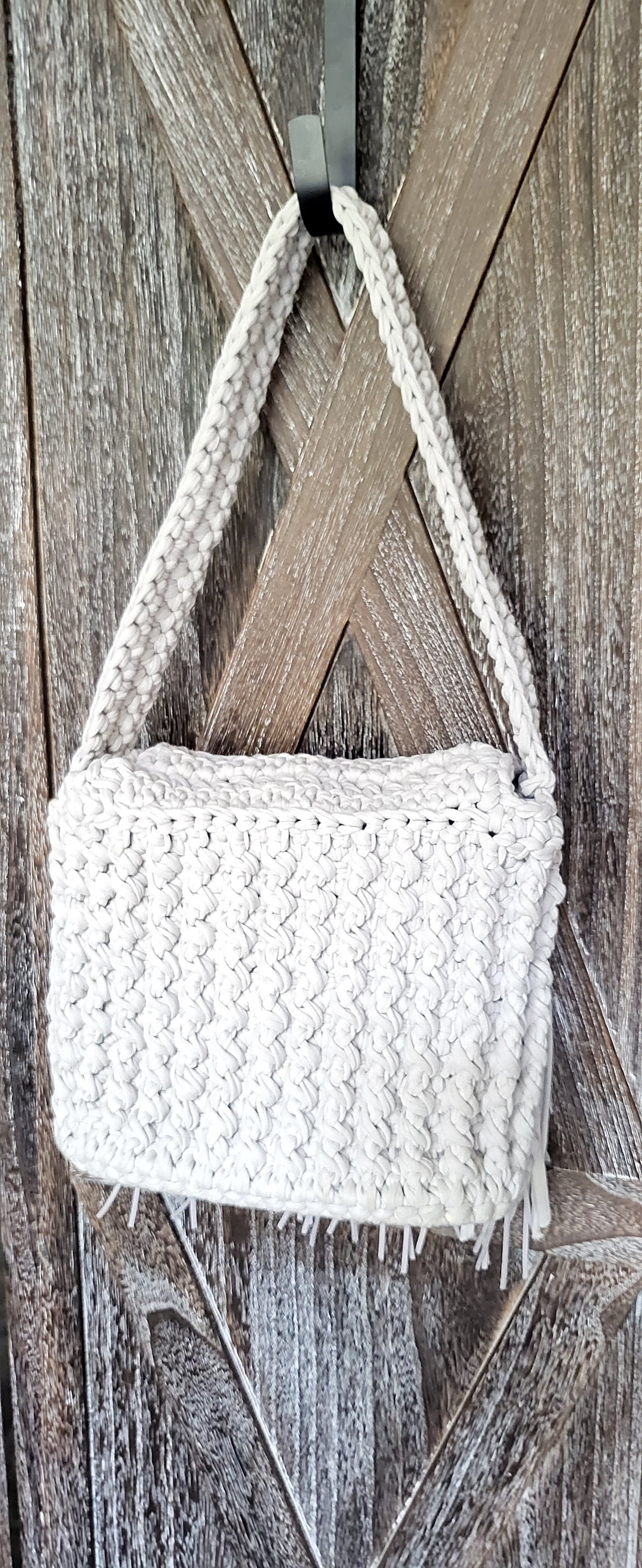 CROCHET FRINGE BOHO SHOULDER BAG PURSE AVAILABLE IN THREE COLORS