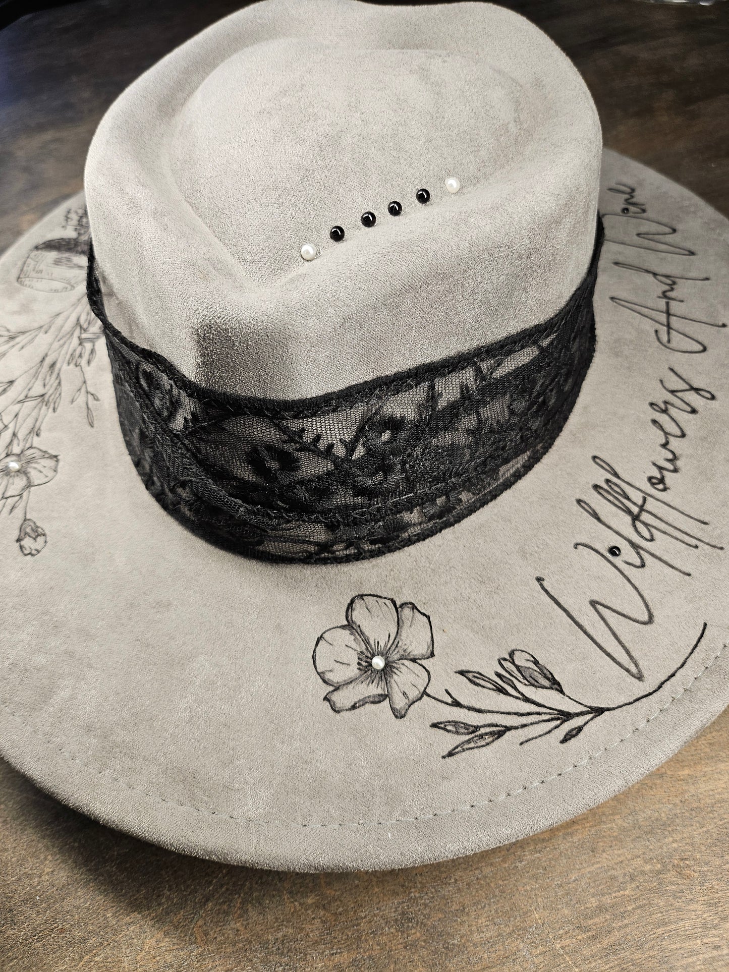Grey burned fedora cowboy hat Jessie Murph inspired